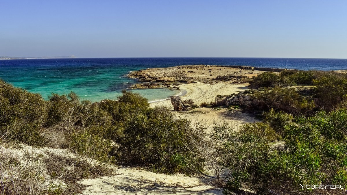 Макрониссос пляж Кипр