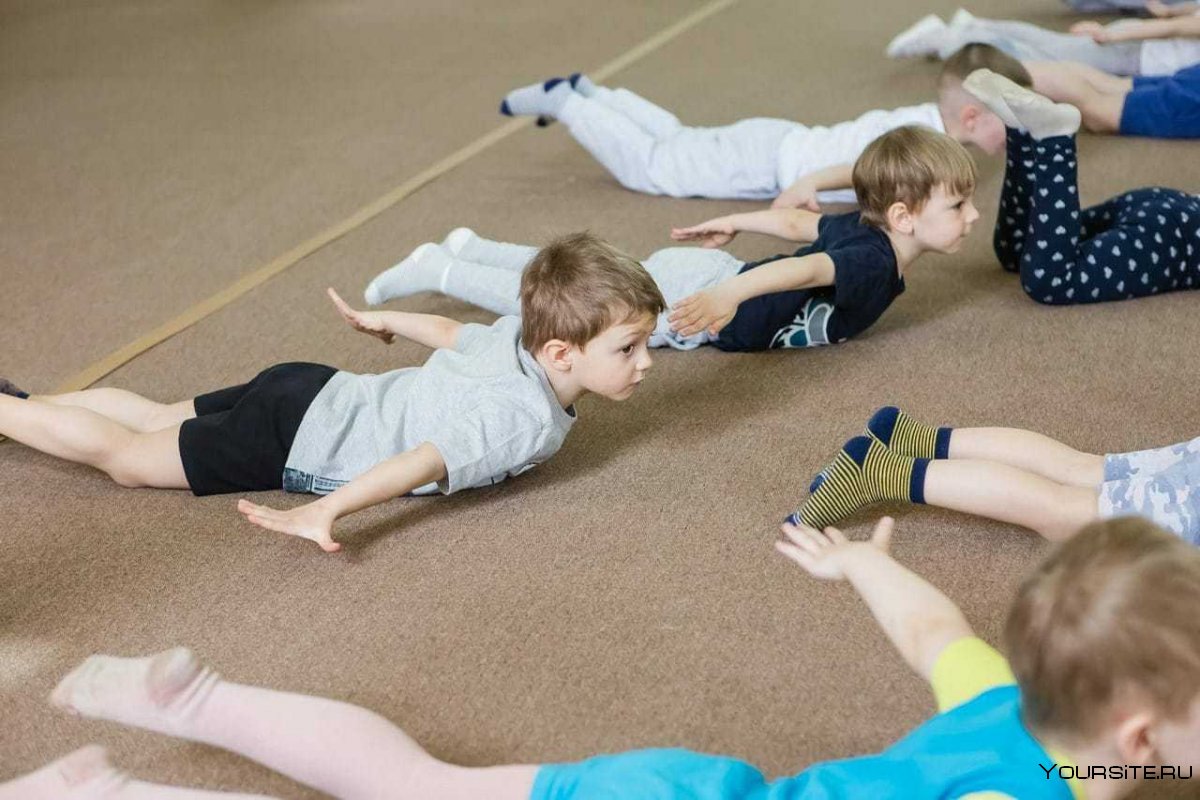 Акробатика для детей занятие