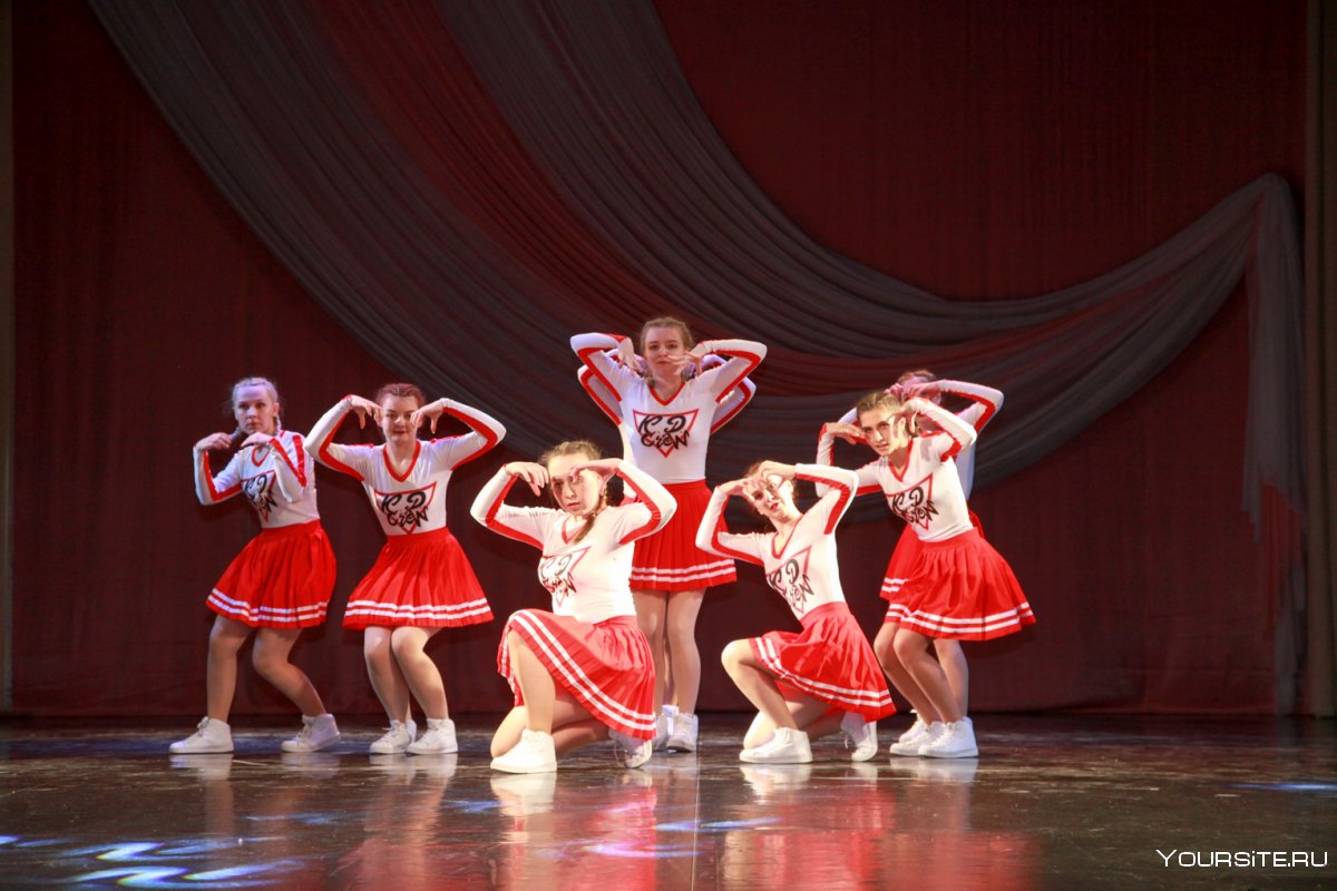 Современный эстрадный танец