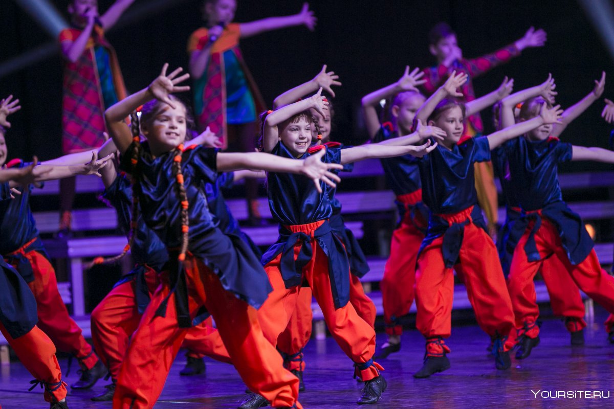 Танцевальный коллектив