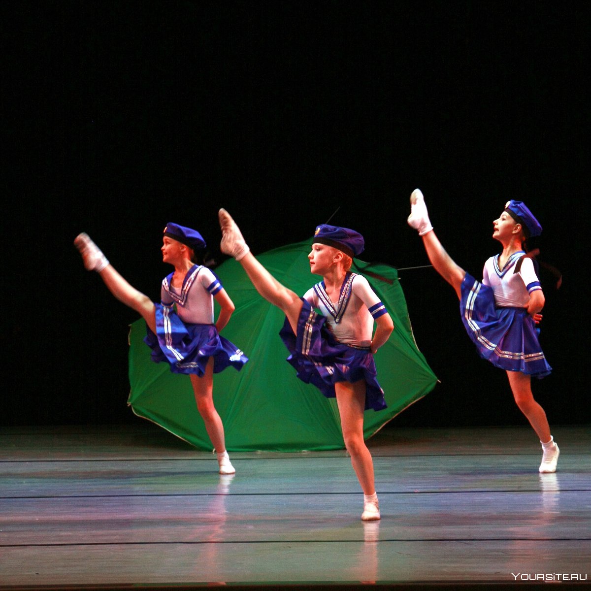 Конкурс танцевальных коллективов