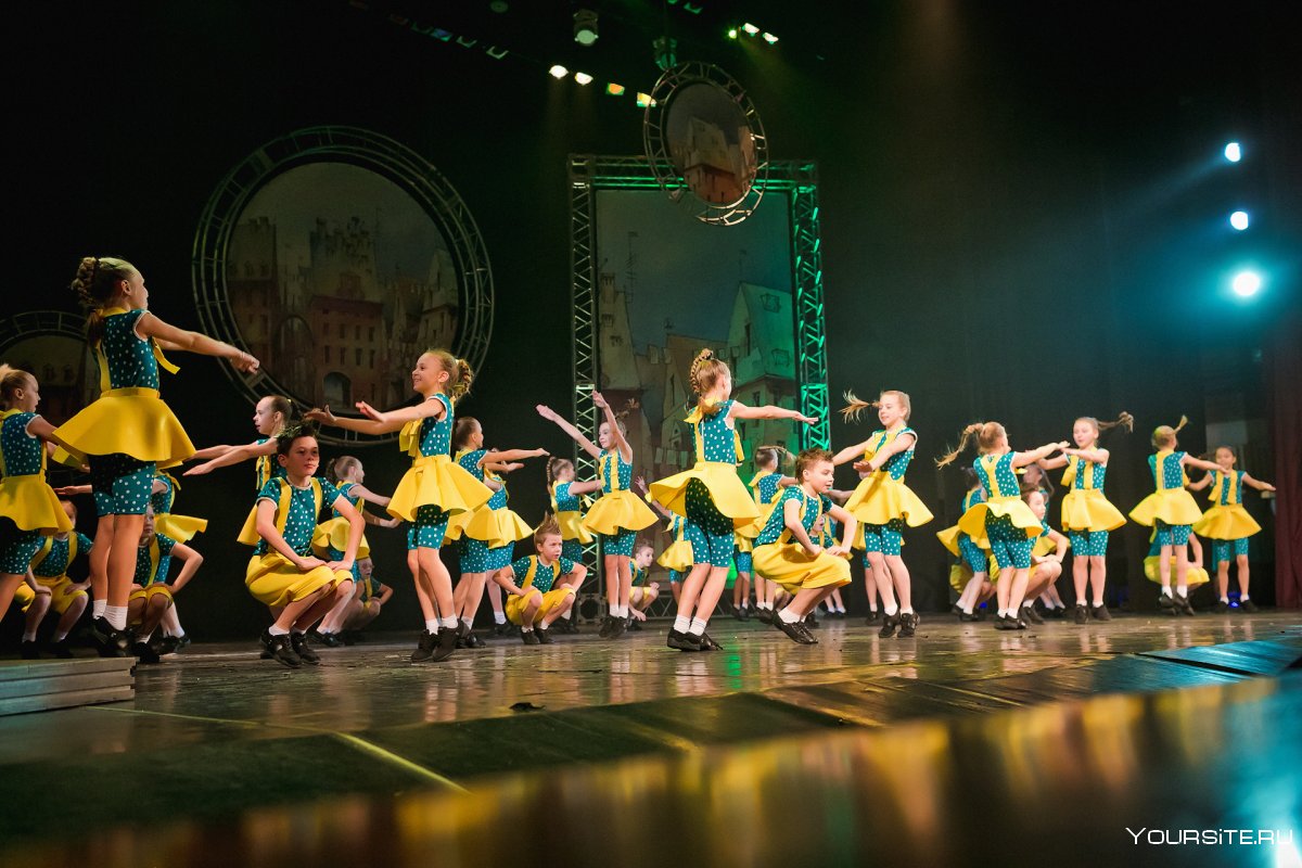 Детский танцевальный коллектив