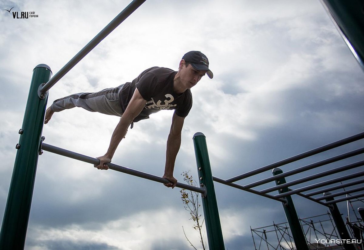 Спорт турник