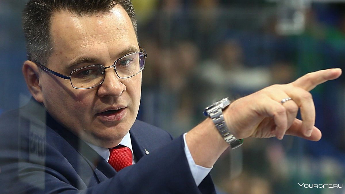 Назаров Андрей хоккейный тренер