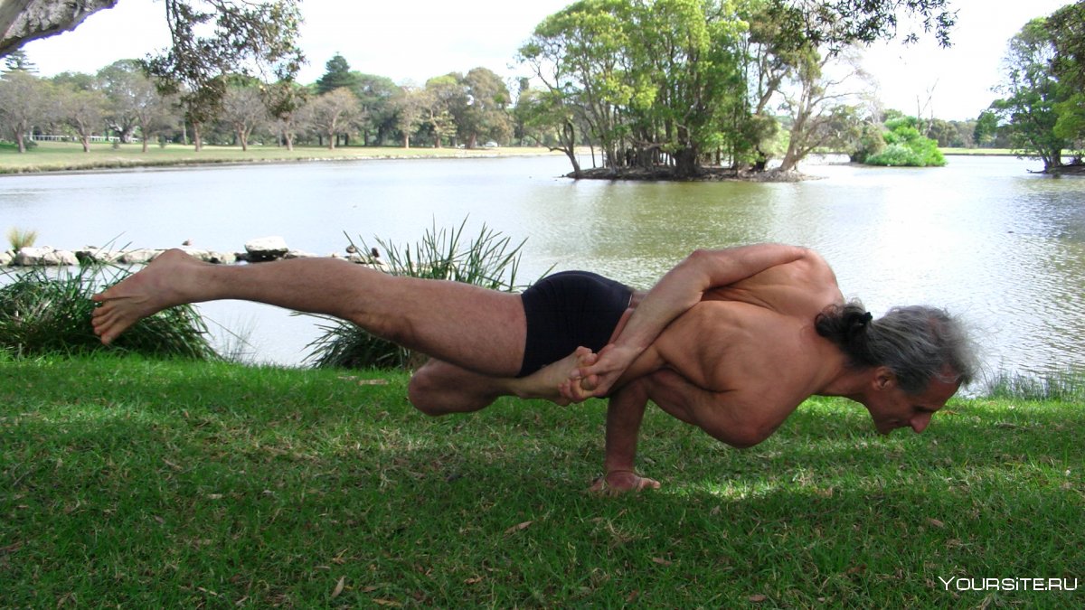 Крокодильчик стойка на руках