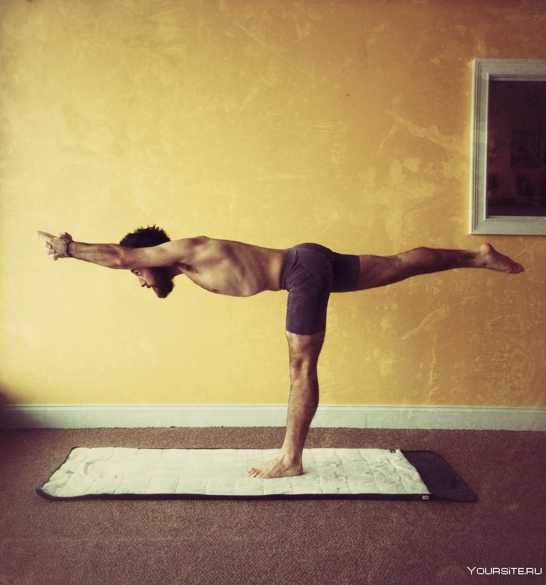 Поза дракона в йоге