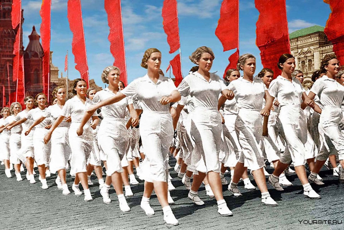 Парад физкультурников на красной площади 1945