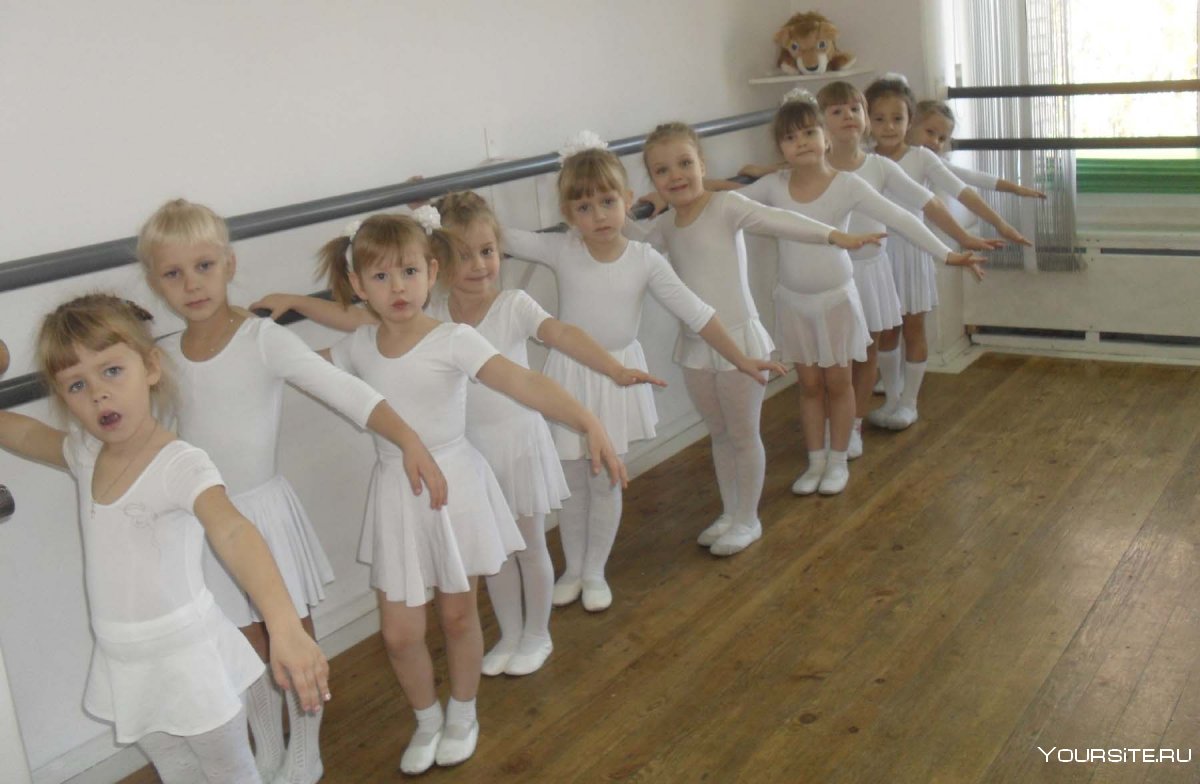 Занятия хореографией в детском саду