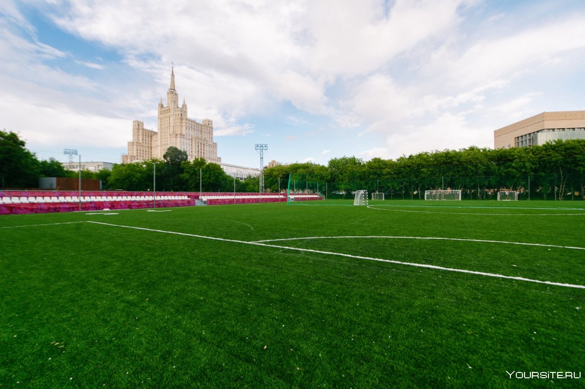 Комсомольский парк Тула футбольное поле