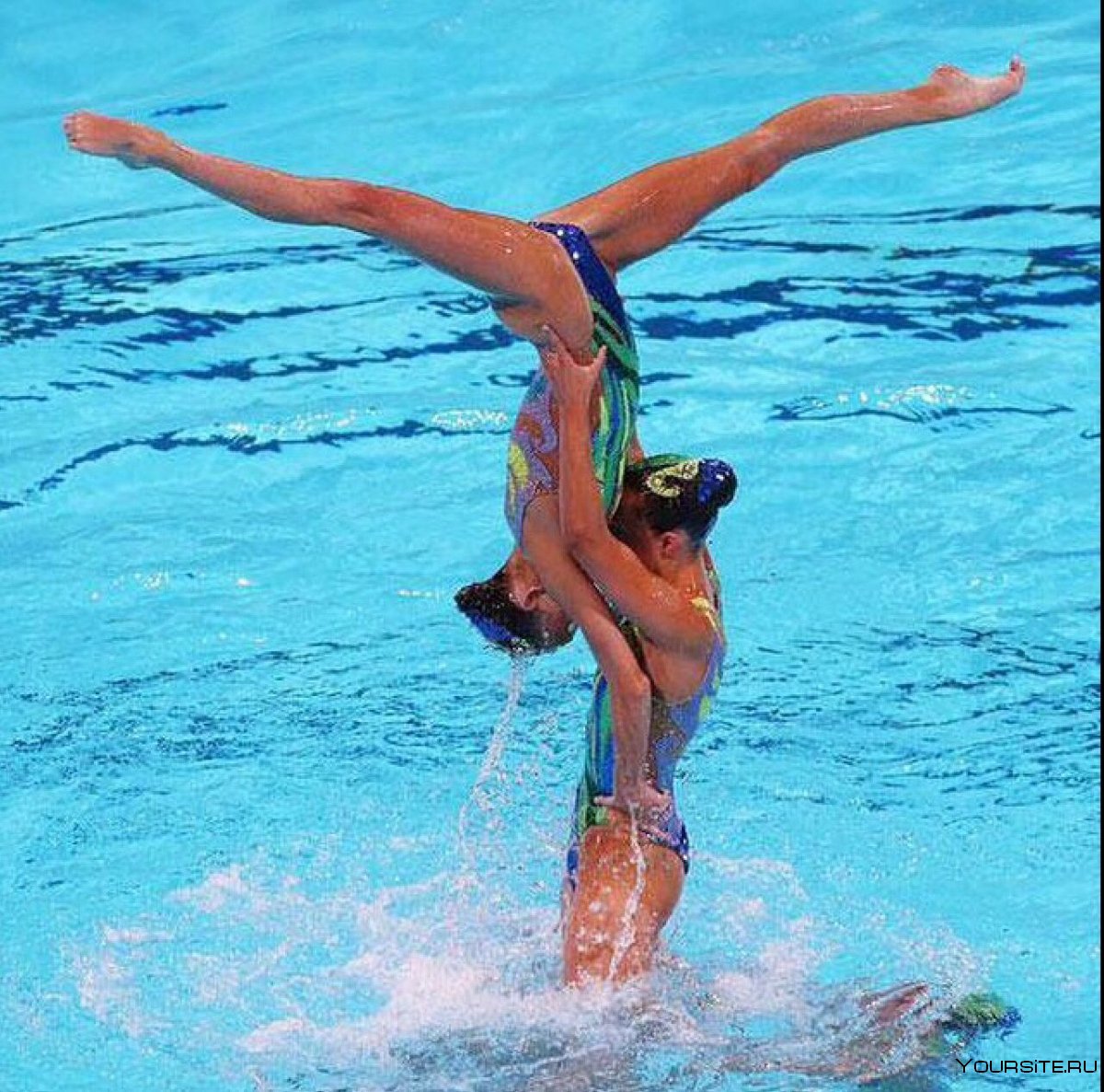 Художественная гимнастика в воде