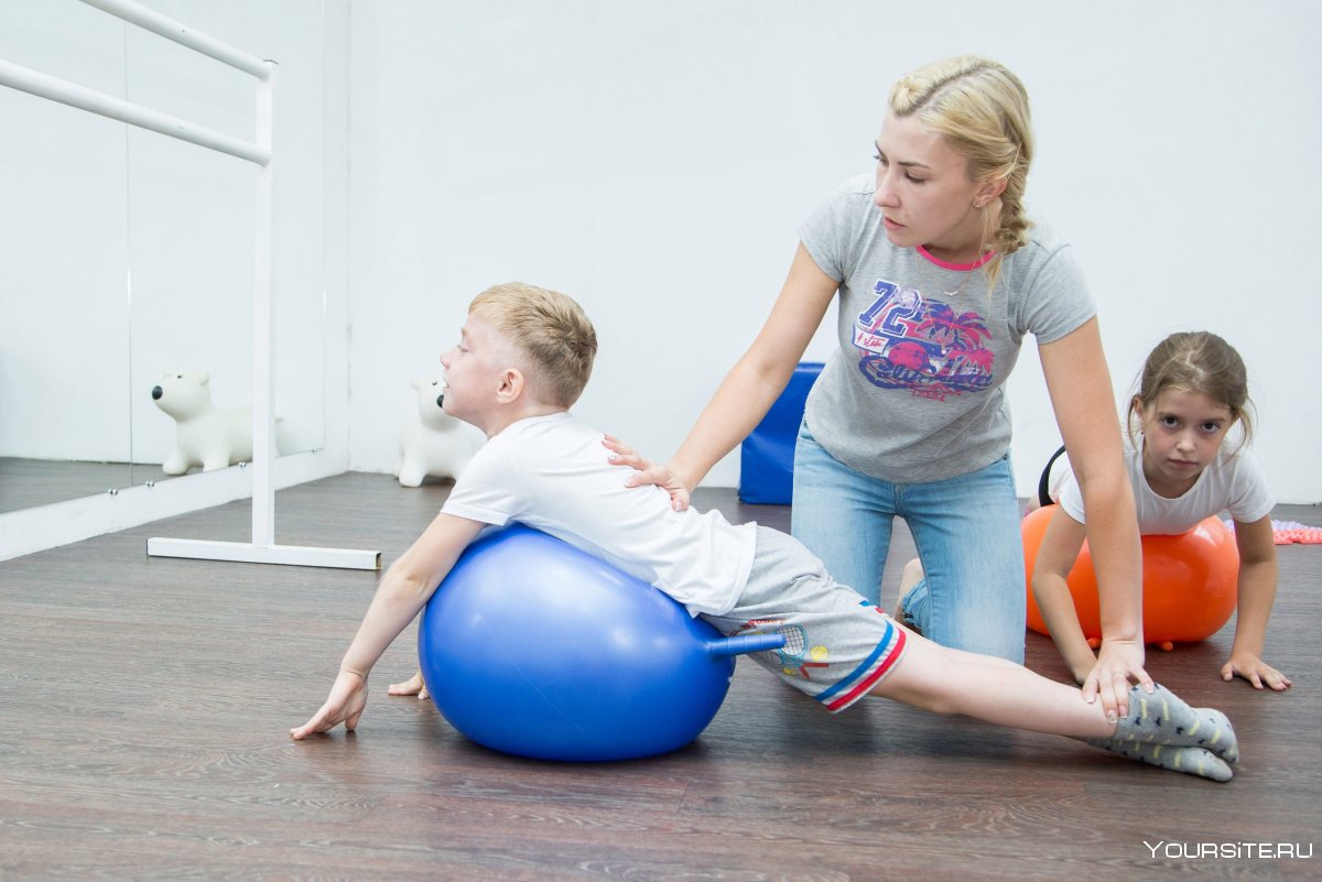 Занятия с тренером ЛФК