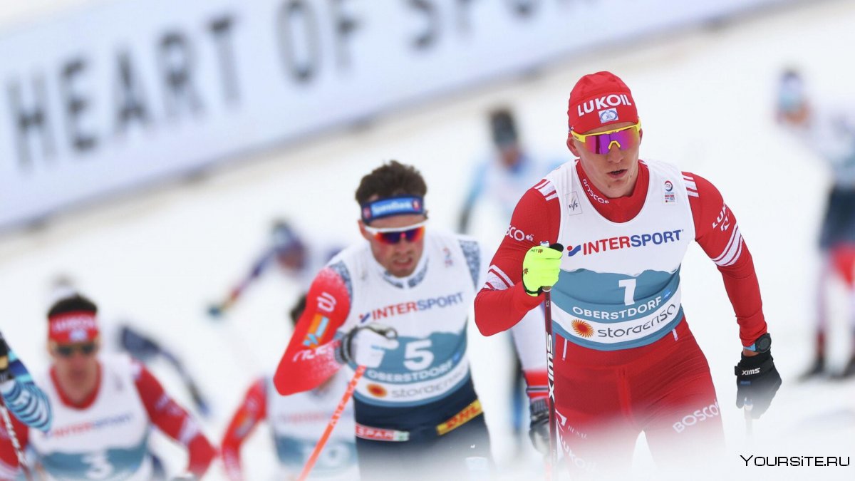 Александр Большунов чемпион мира в скиатлоне