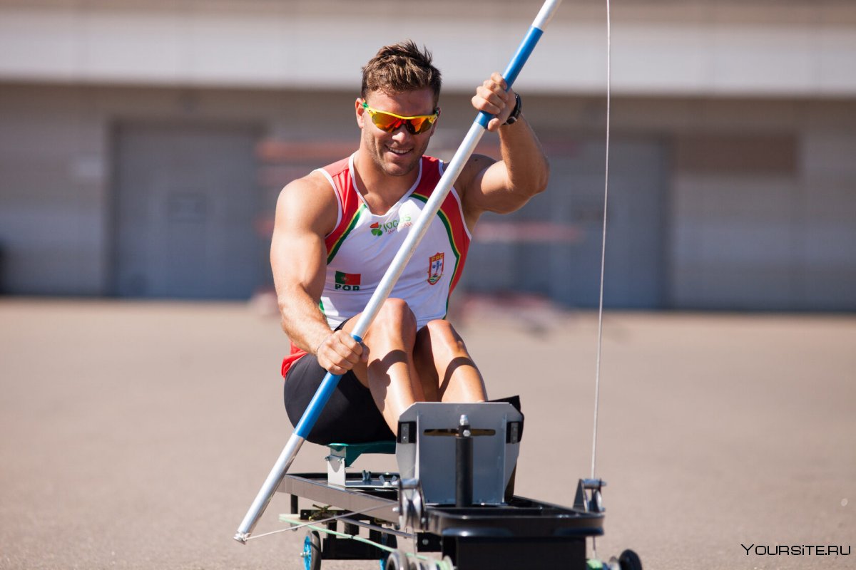 Гребной тренажер USM