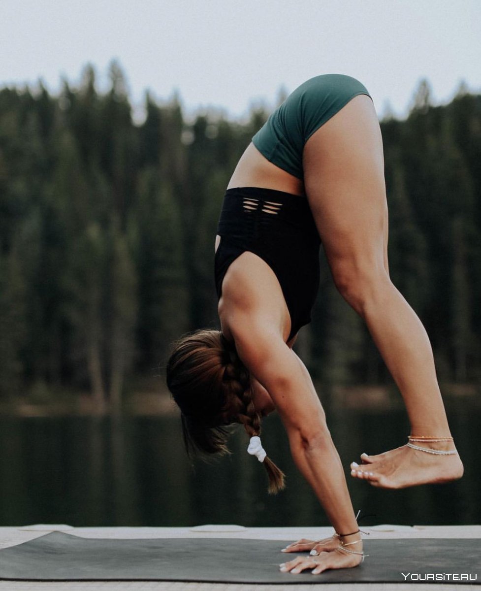 Асана Маричиасана