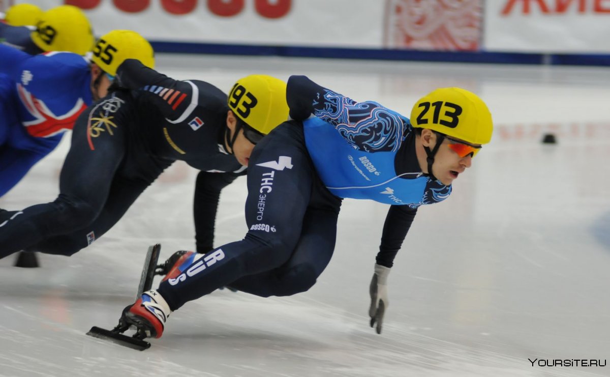 Руслан Захаров конькобежный спорт