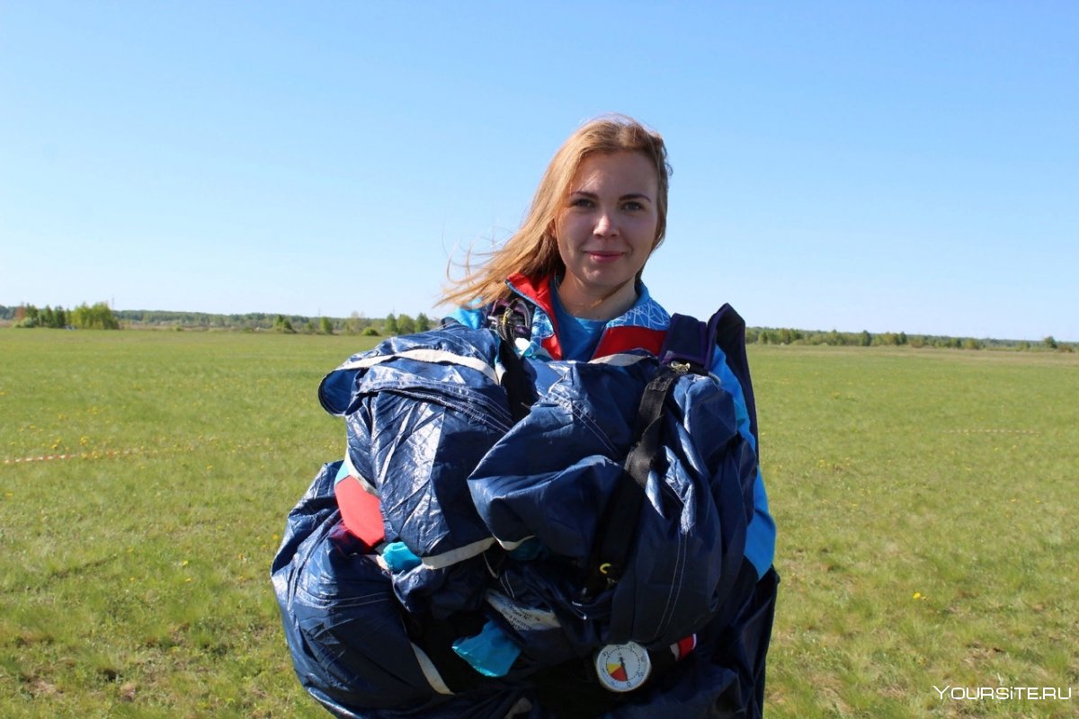 Людмила Зинченко абсолютная чемпионка мира по парашютному спорту