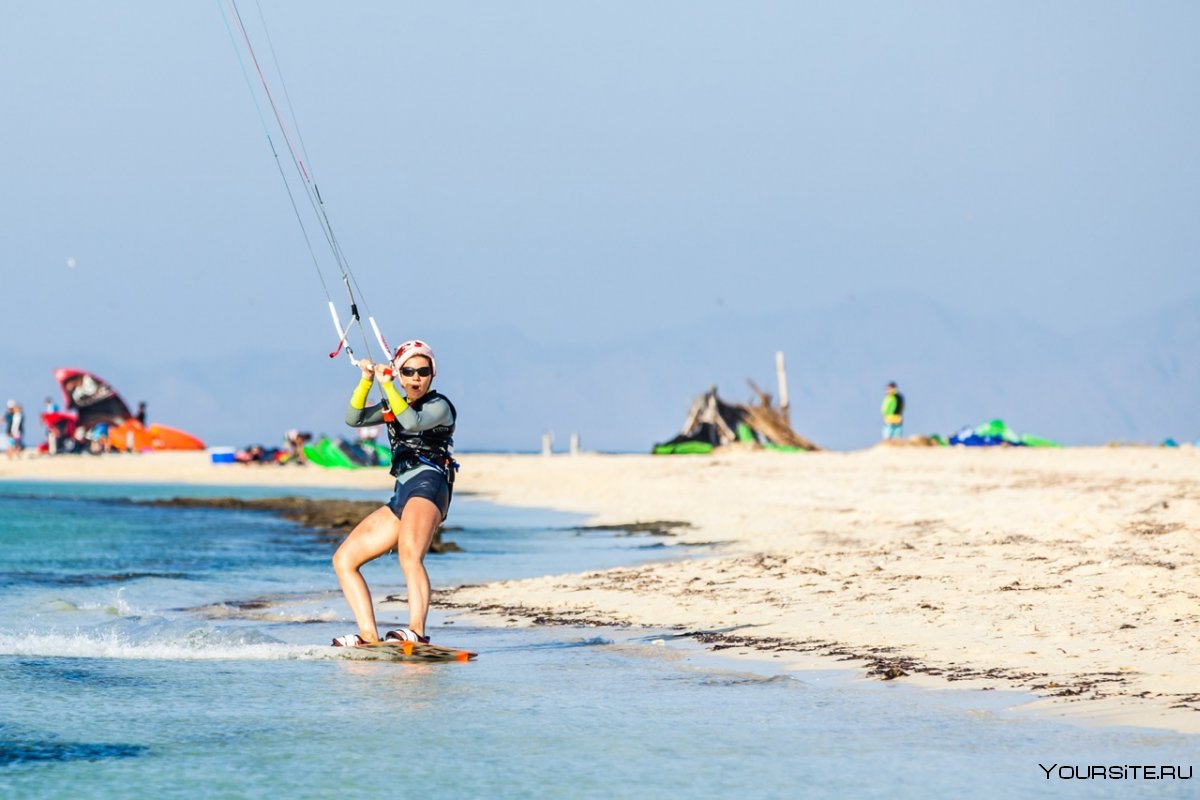 Sea, Surf and fun Hermes