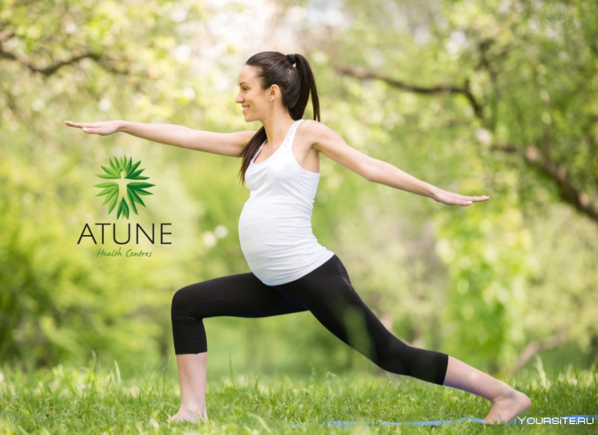 Йога для беременных на природе
