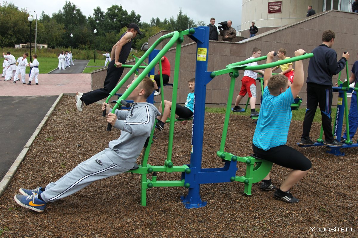 Спортивные площадки для улицы