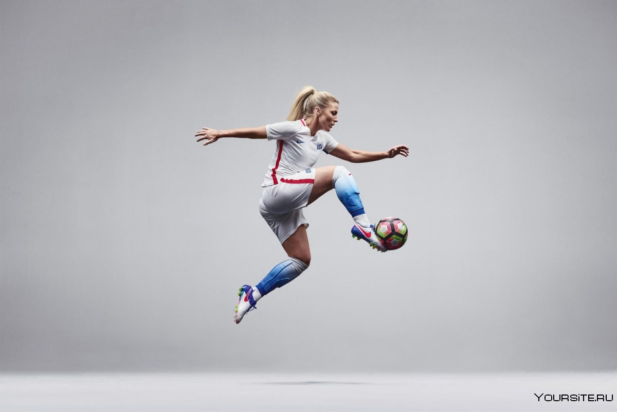 Постер футбол женский