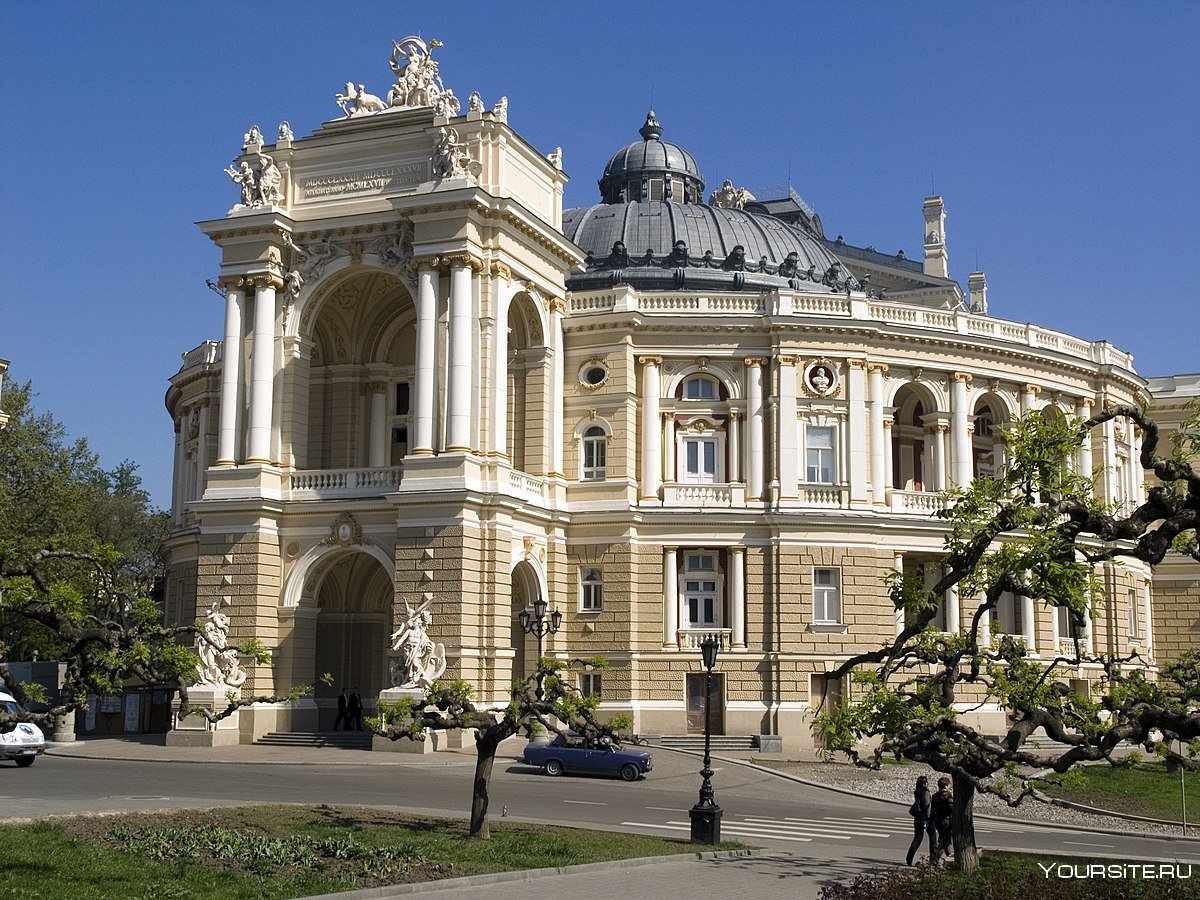 Одесский оперный театр стиль архитектуры