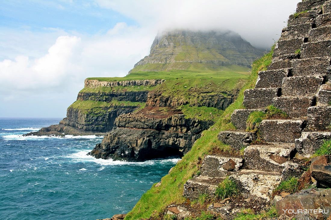 Фарерские острова остров Калсой