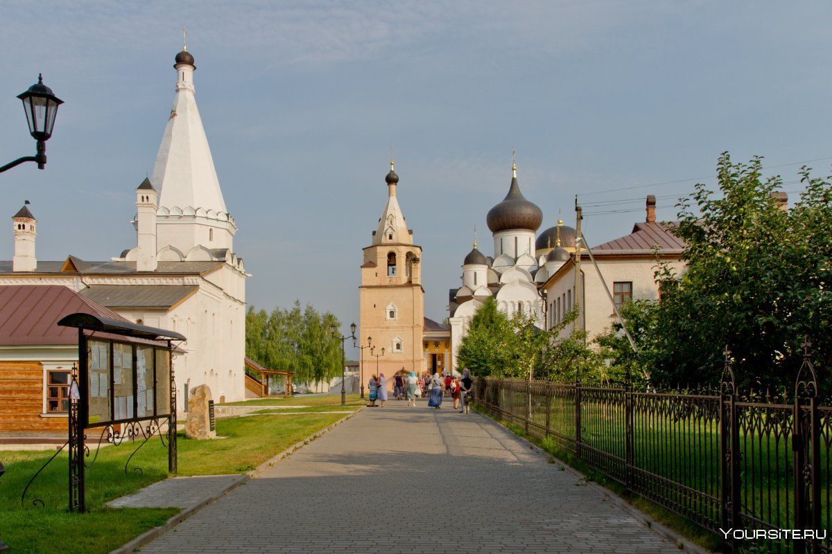 Город Старица Старицкий Успенский монастырь