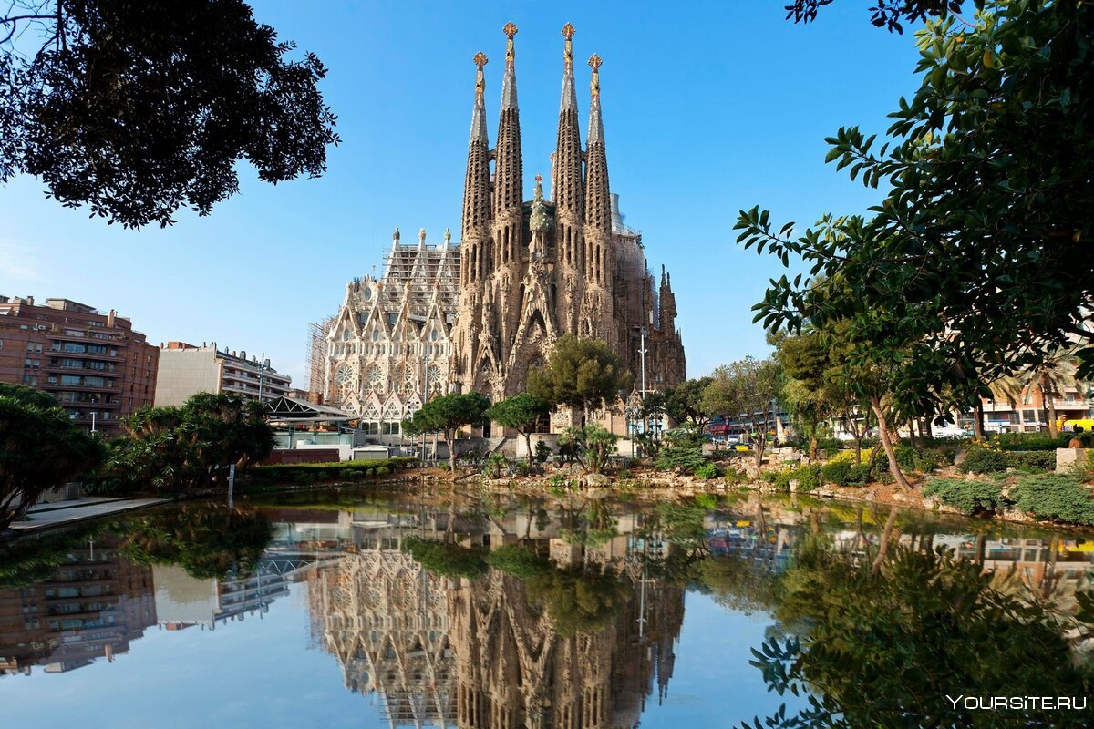 Храм Святого семейства Каталония