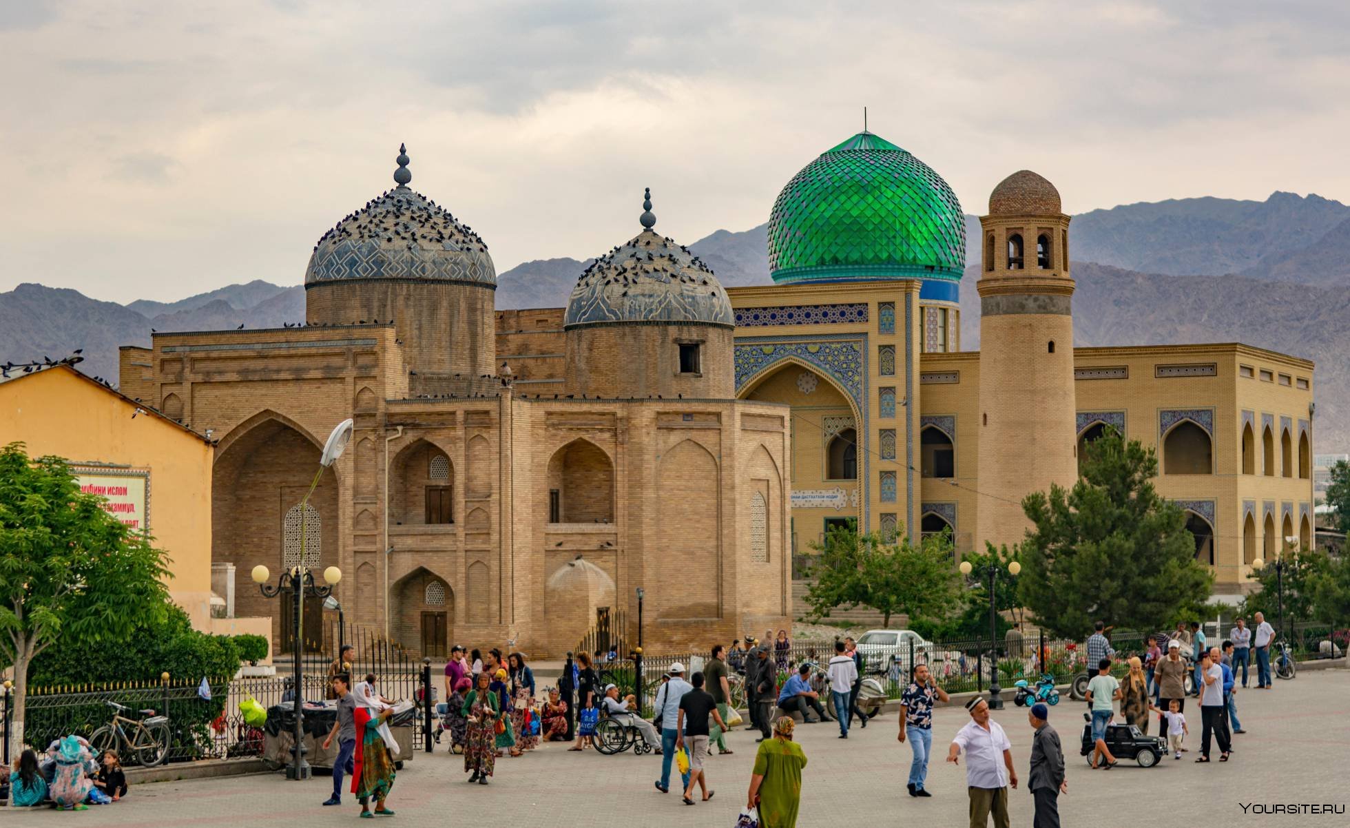 Таджикистан туризм. Таджикистан столица. Регистан Худжанд. Таджикистан Душанбе туризм. Худжанд туризм.