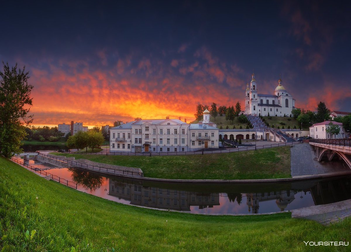 Красивые памятники города Витебск