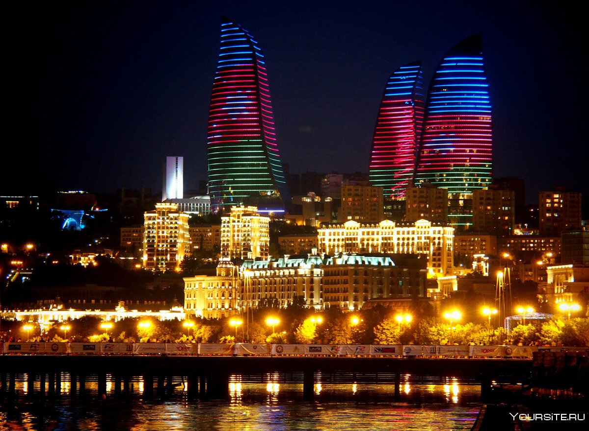 Азербайджан ночной Баку
