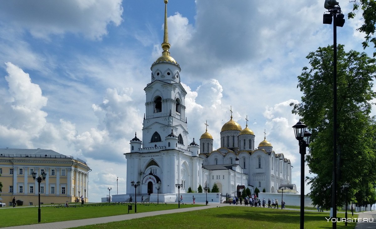Панорама от Успенского собора Владимир
