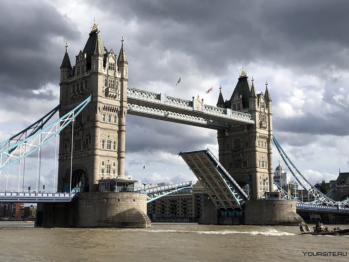 Тауэрский мост в Лондоне развод
