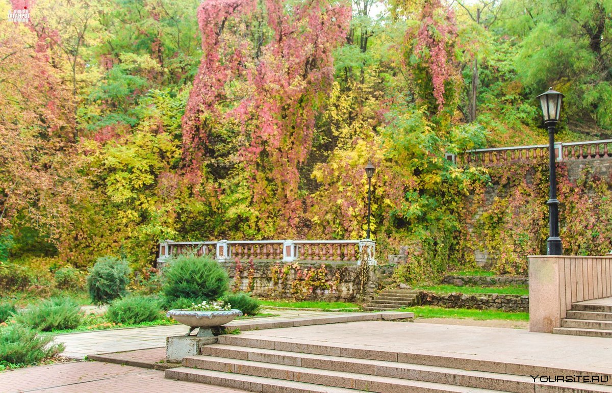 Старая каменная лестница Таганрог