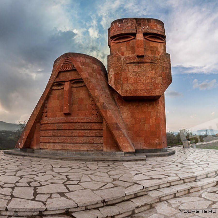 Арцах Нагорный Карабах памятники