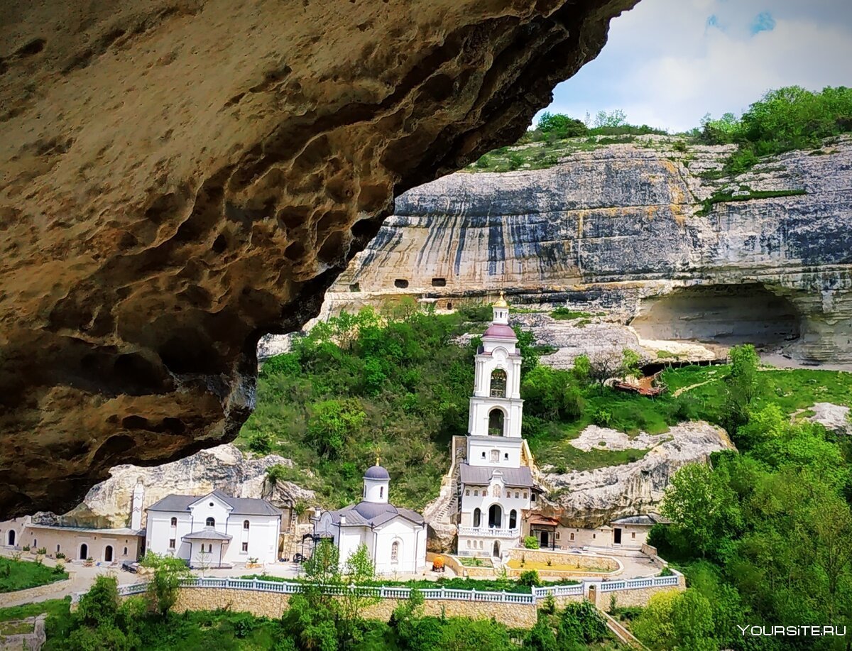 Успенский пещерный монастырь Бахчисарай