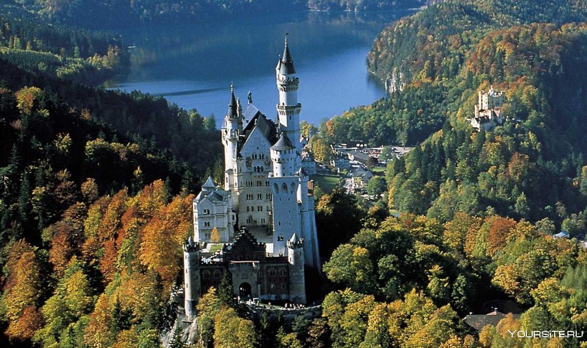 Замок Лебединое озеро в Баварии