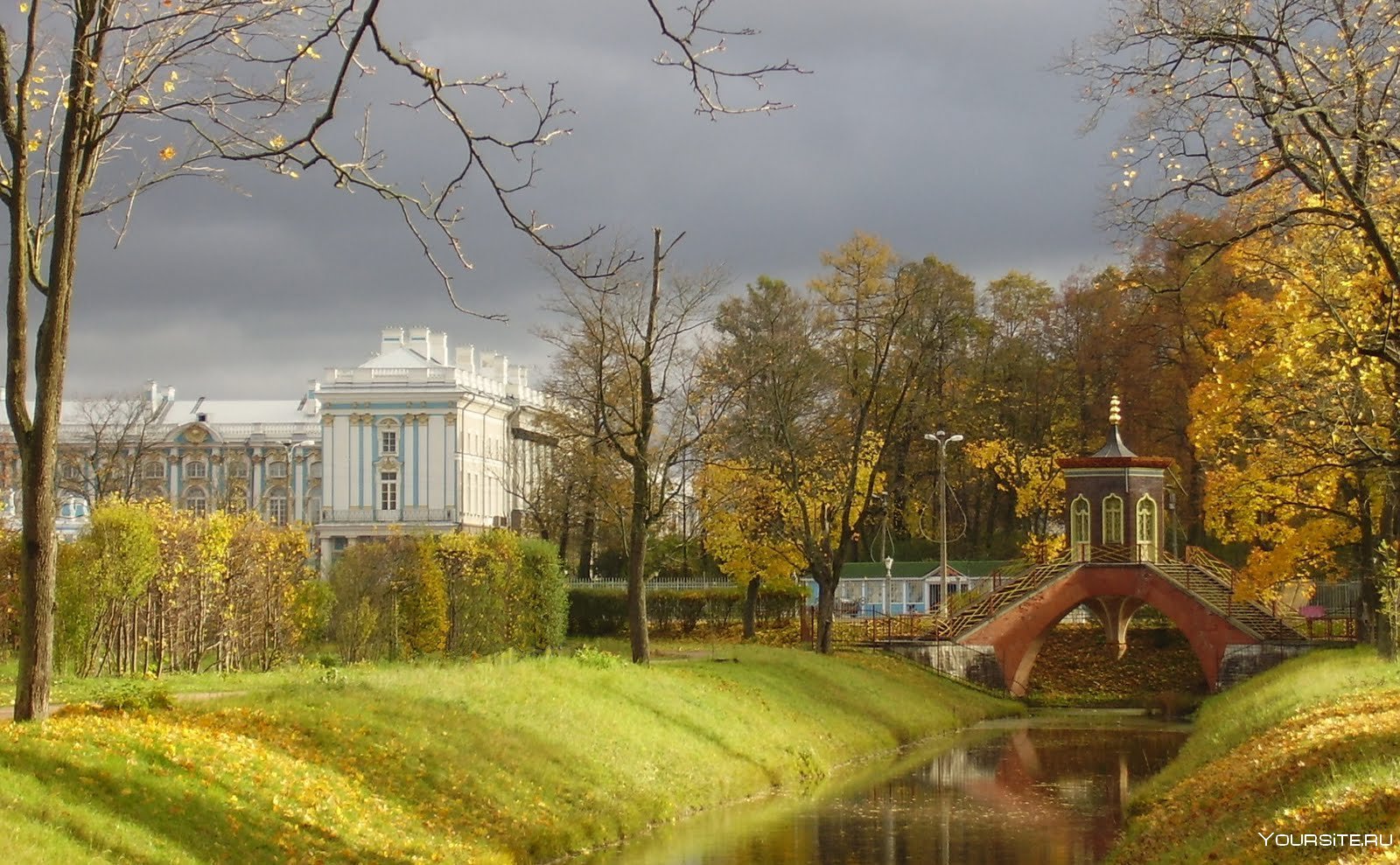 Екатерининский парк Ленинградская область