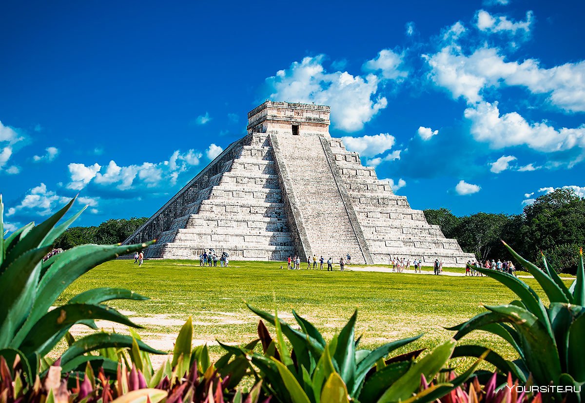 Пирамида Майя Чичен-ица Майя