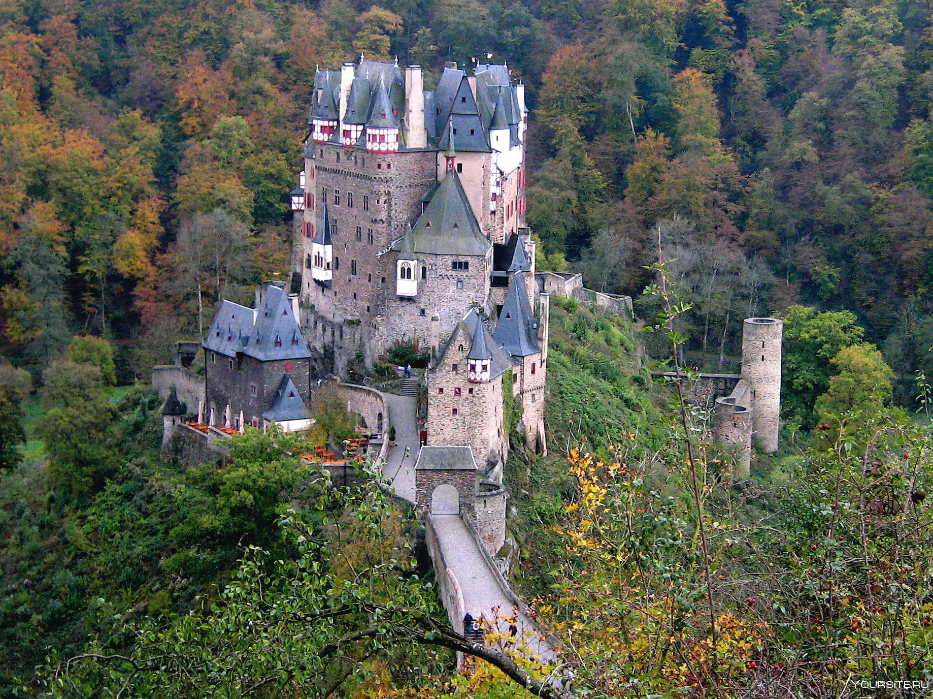 Замок Эльц Германия.