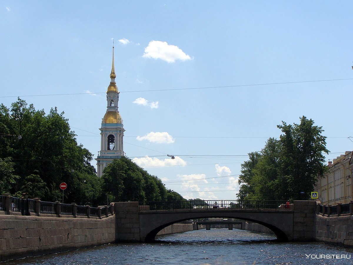 Крюков канал памятник