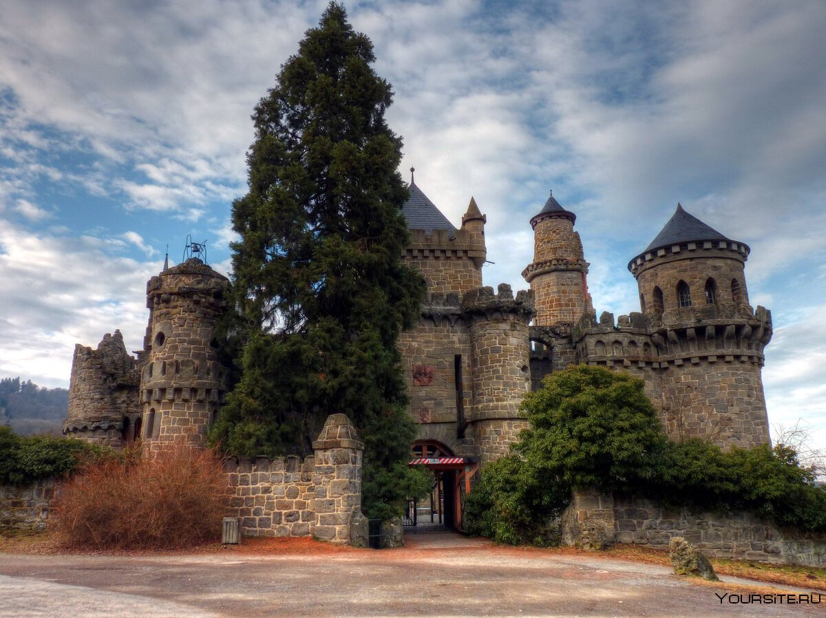 Замок Левенбург Германия