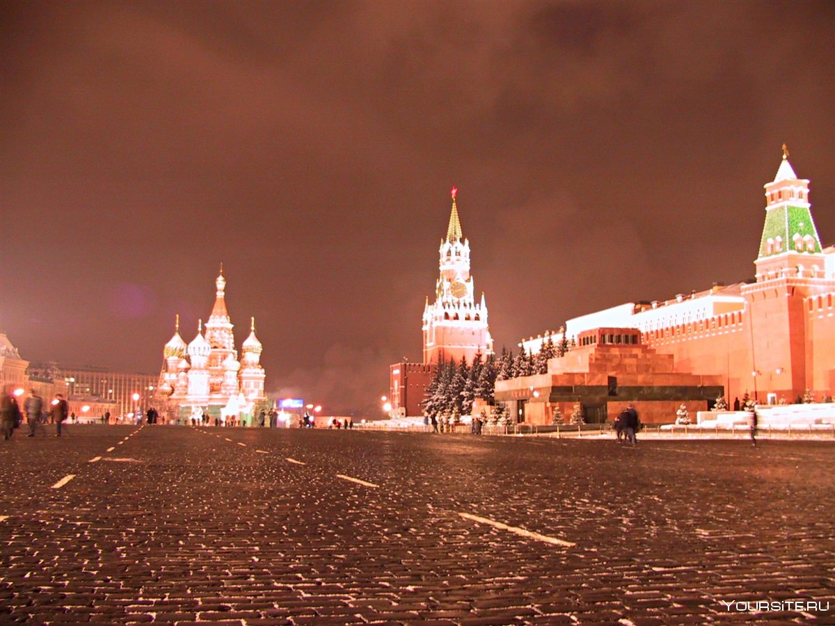 Кремлевская площадь Москва 2023
