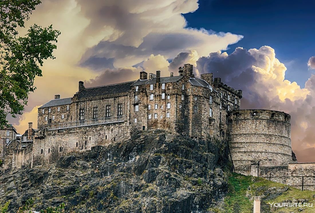 Эдинбургский замок Шотландия