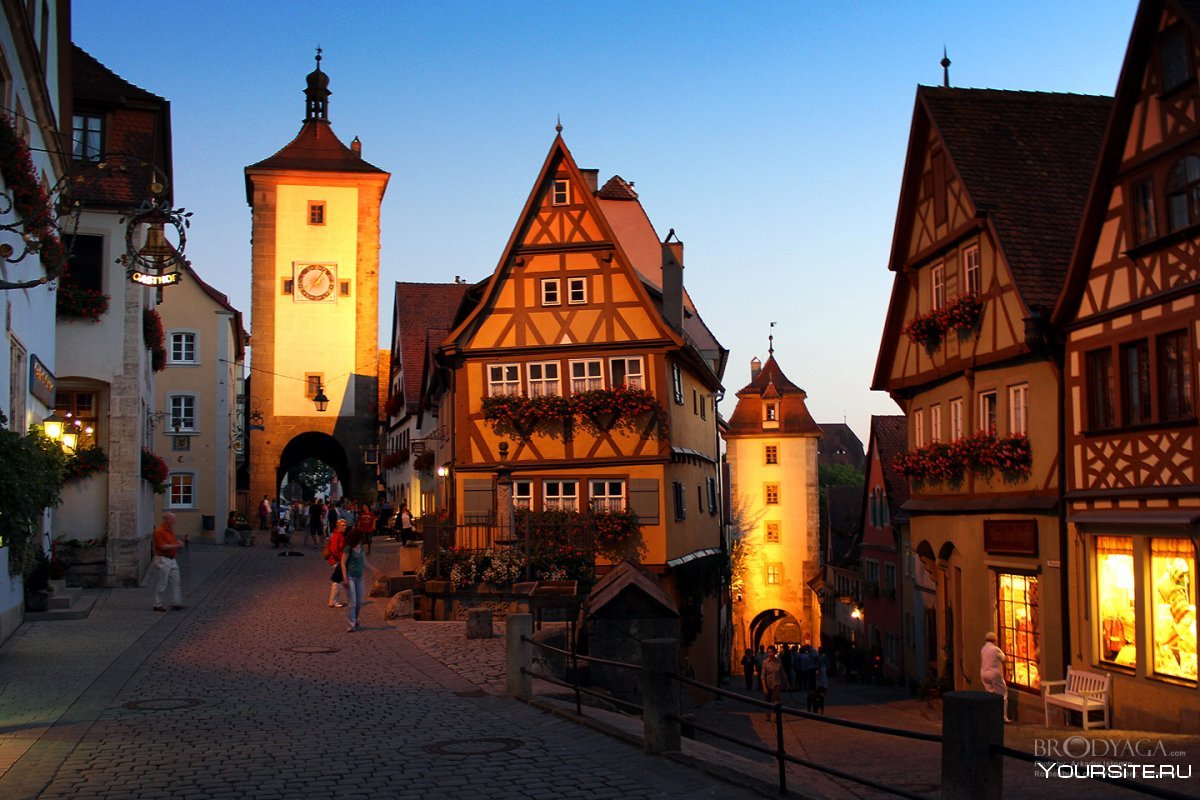 Сказочный городок Ротенбург-об-дер-Таубер в Германии.