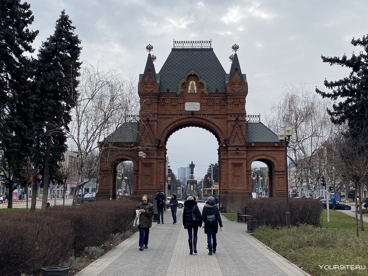 Александровская Триумфальная арка (царские ворота), Краснодар