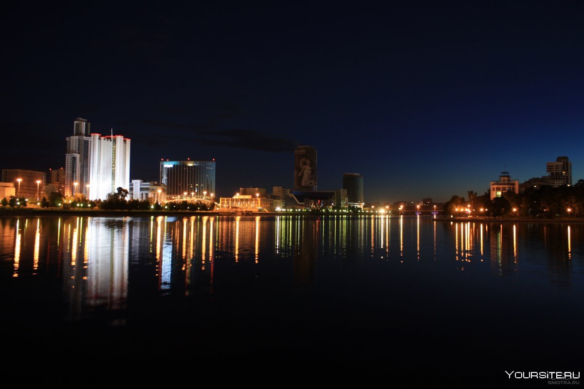 Панорама ночного Екатеринбурга