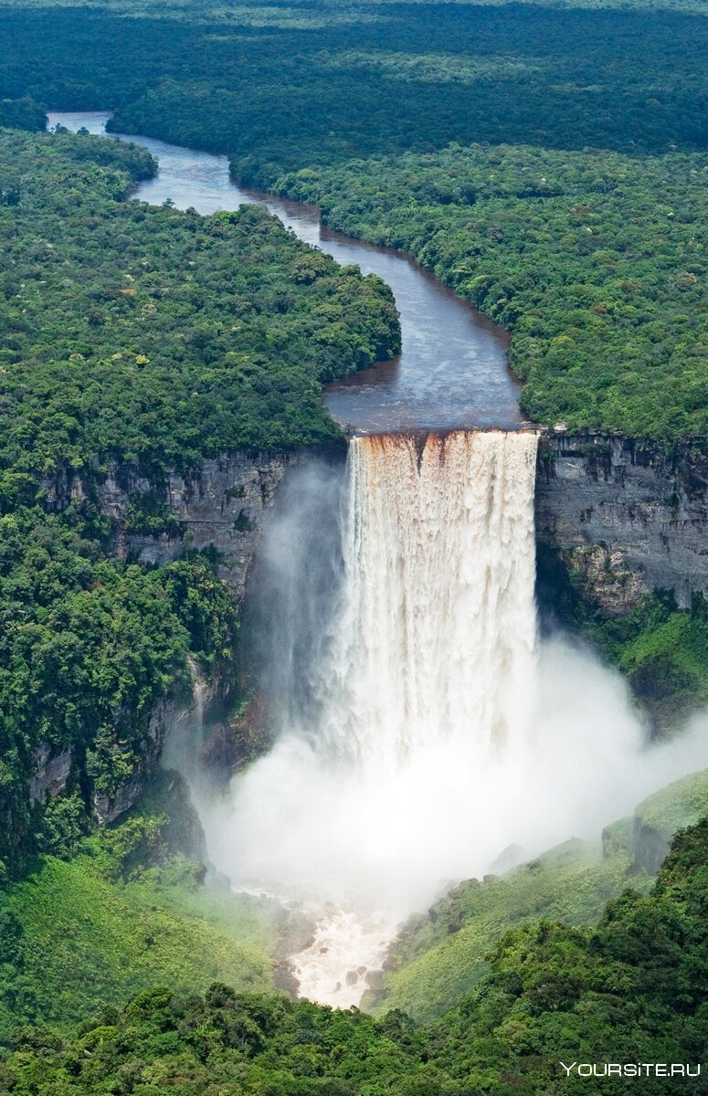 Водопад Кайетур Гайана Южная Америка