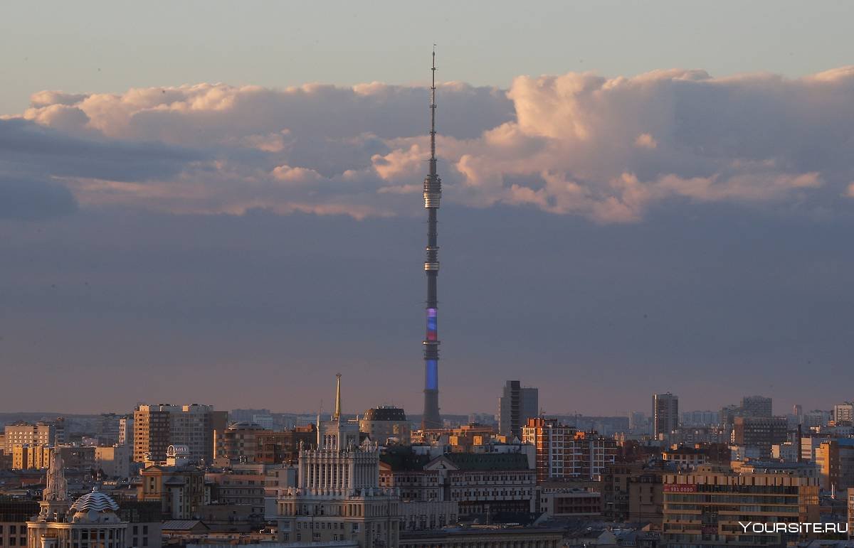 Останкинская радиотелевизионная башня в Москве