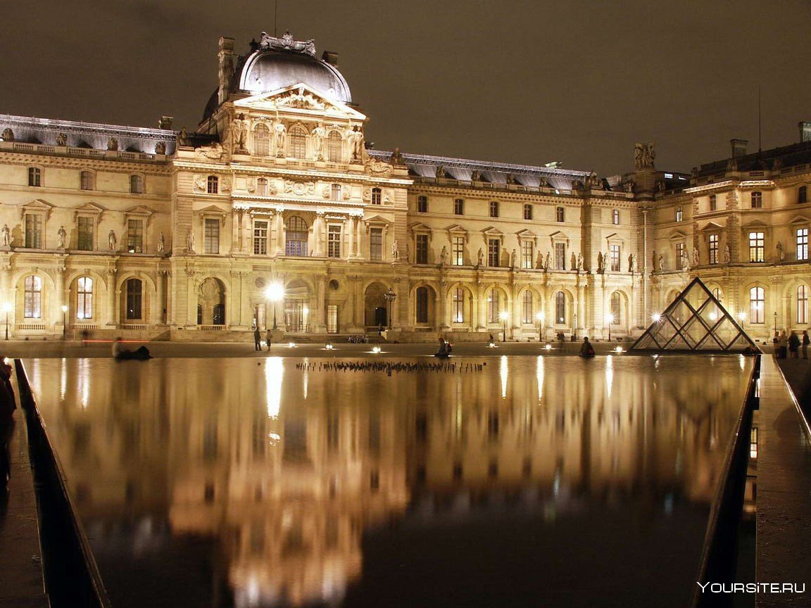 Франция дворец Лувр